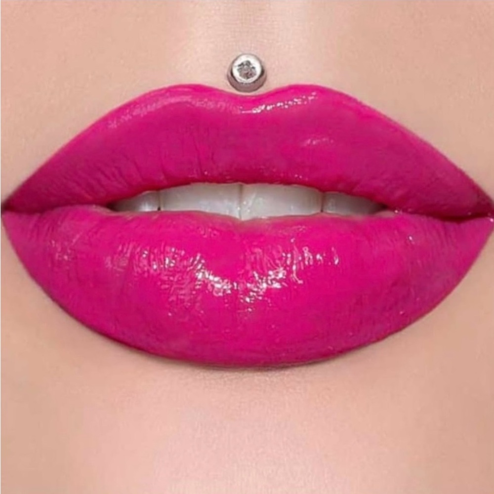 Jeffree Star Pink Vault Supreme Gloss 
Full Pigment Lip Gloss